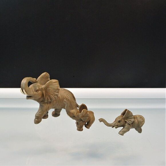 Vintage Elephant Family 3 Ceramic Figurines Trunks Up Good Luck - Picture 9 of 9